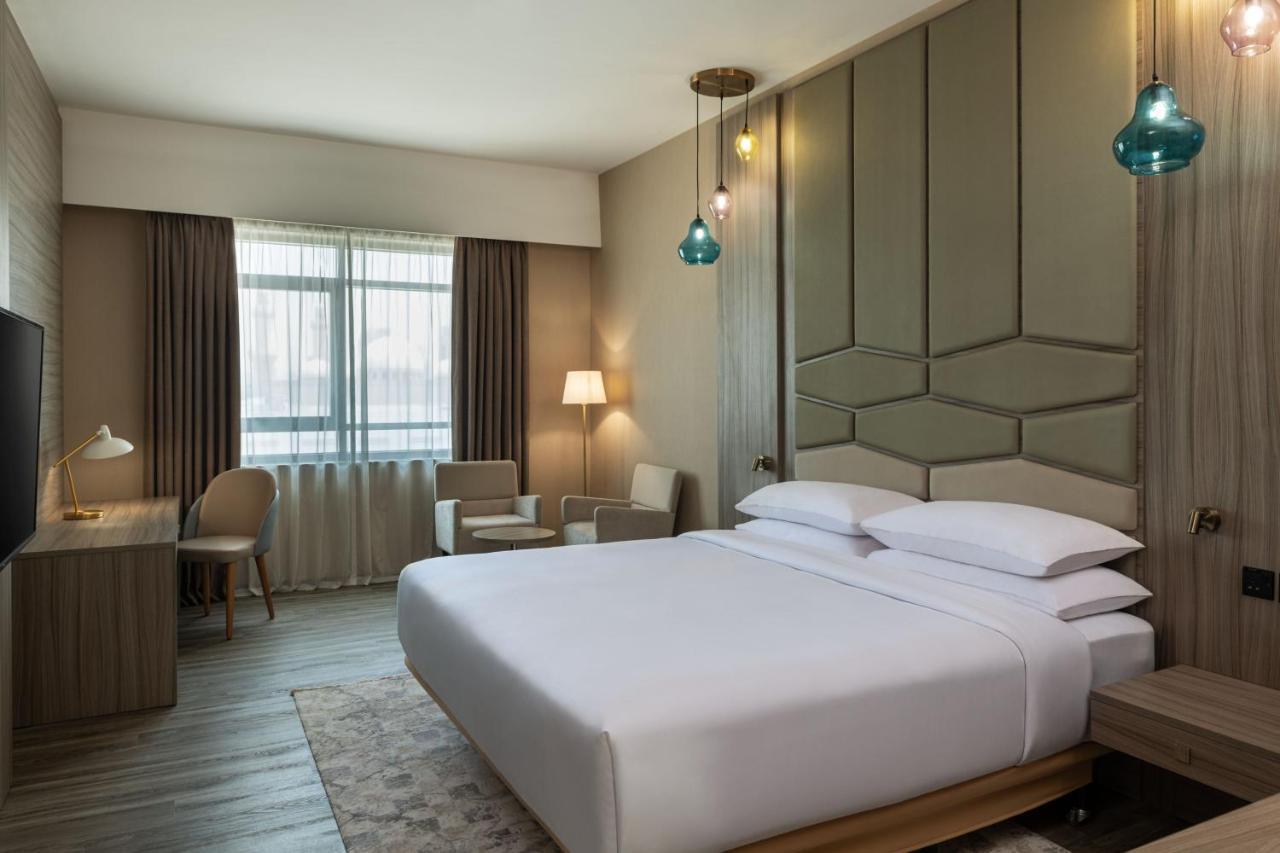 Four Points By Sheraton Production City, Dubaj Exteriér fotografie