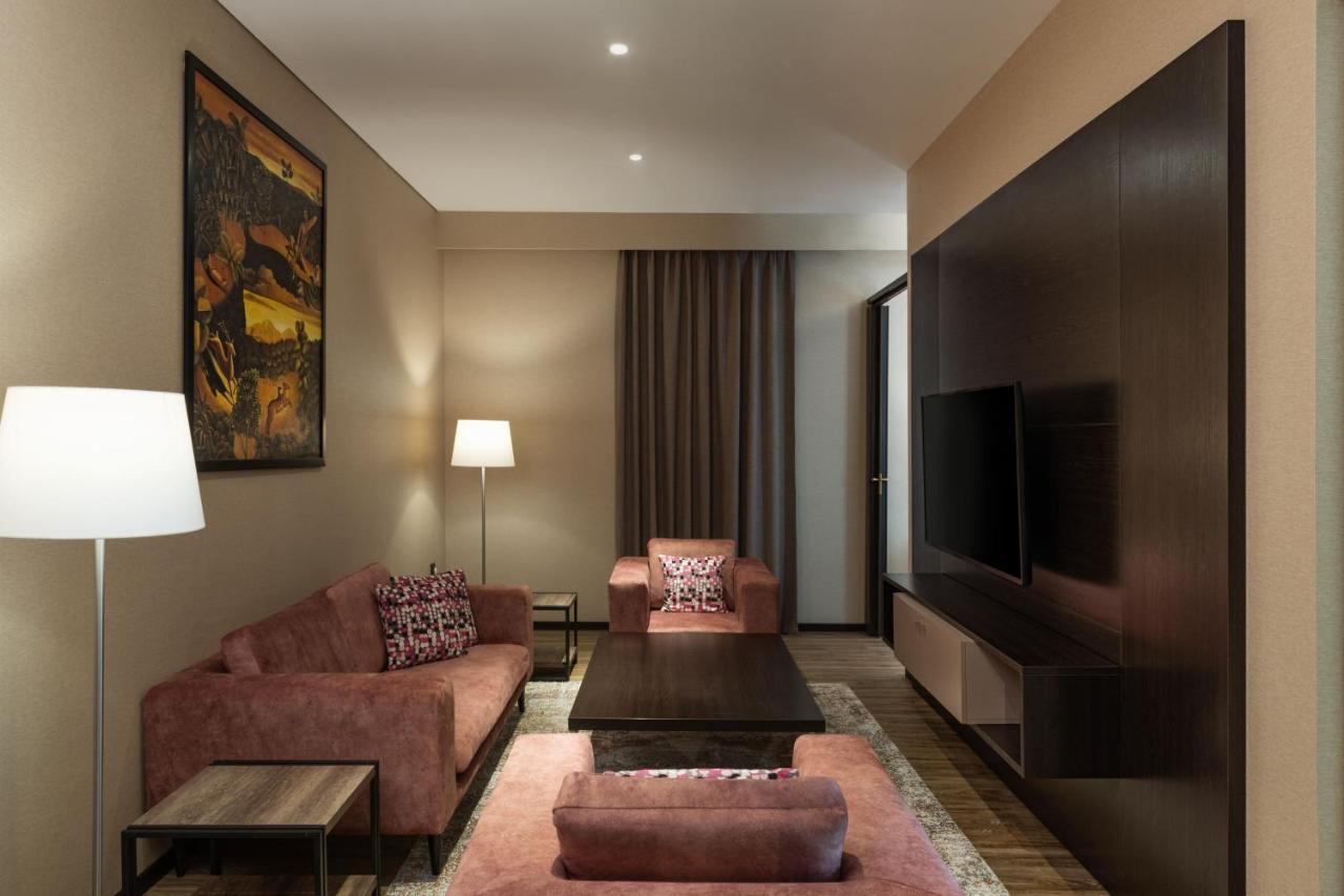 Four Points By Sheraton Production City, Dubaj Exteriér fotografie